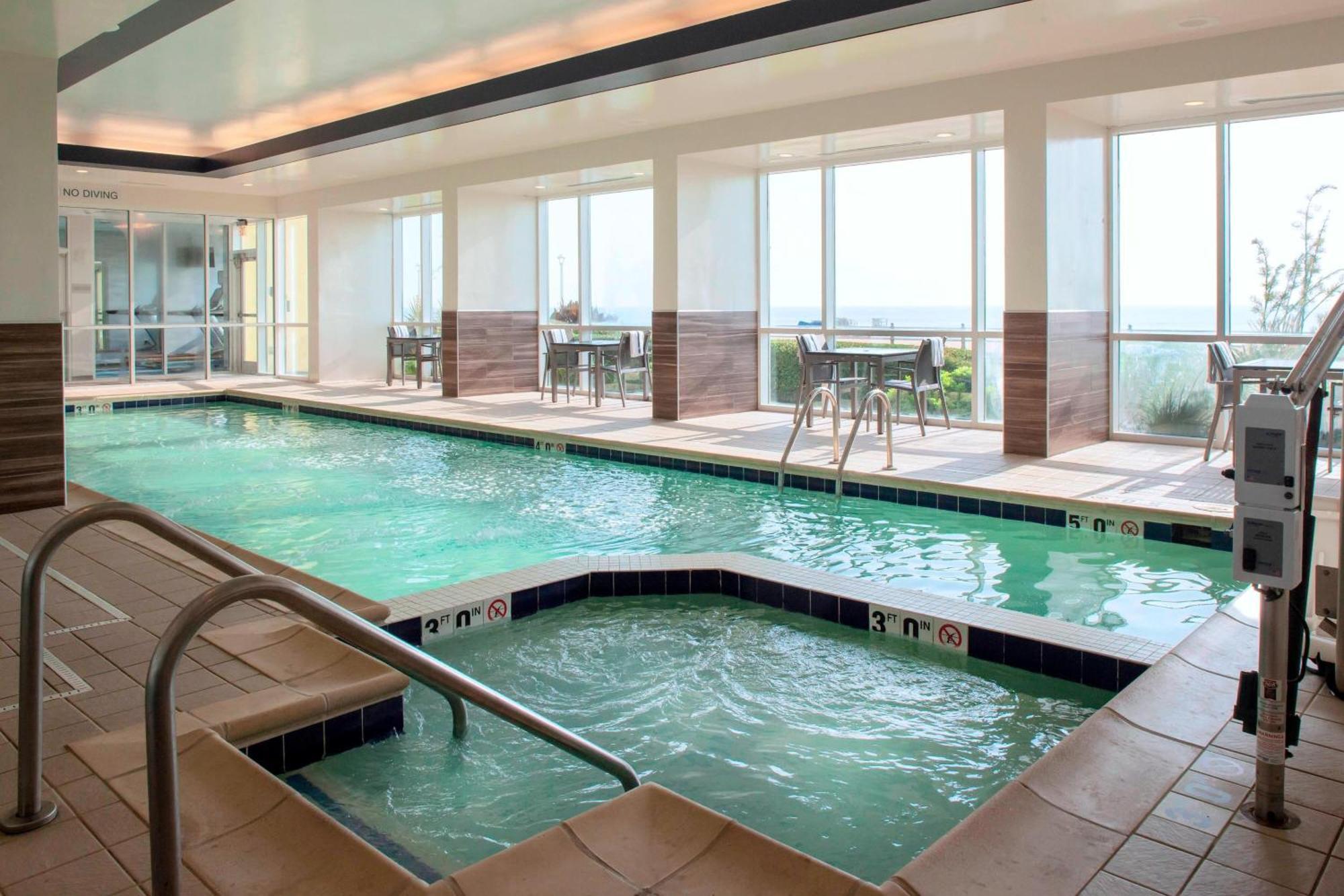 Fairfield Inn & Suites By Marriott Virginia Beach Oceanfront Eksteriør billede